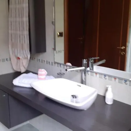 Confortevole Stanza Matrimoniale Immersa Nel Verde Ascoli Piceno